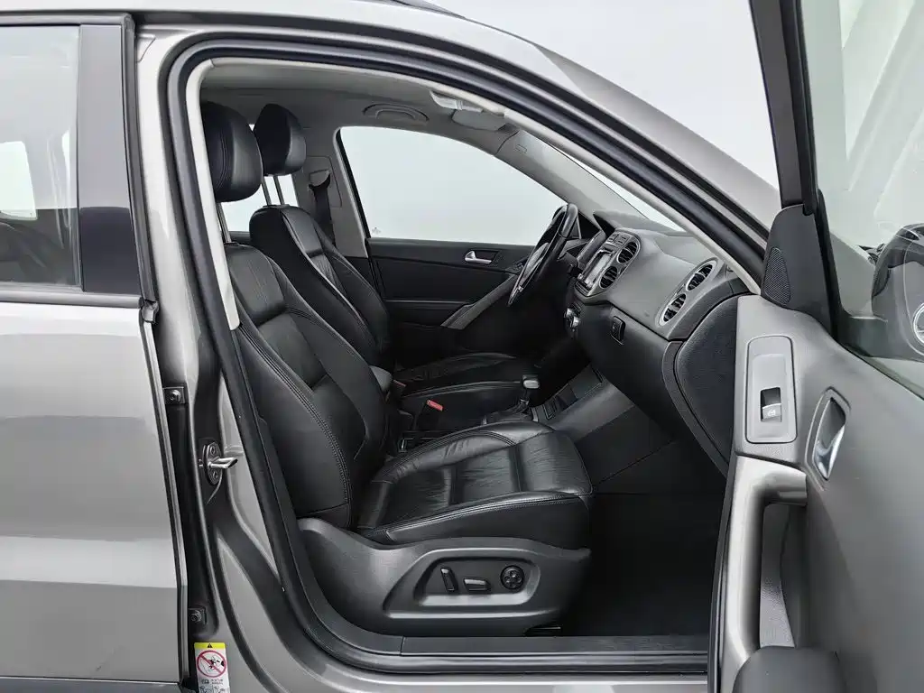 Volkswagen Tiguan — миниатюра 23