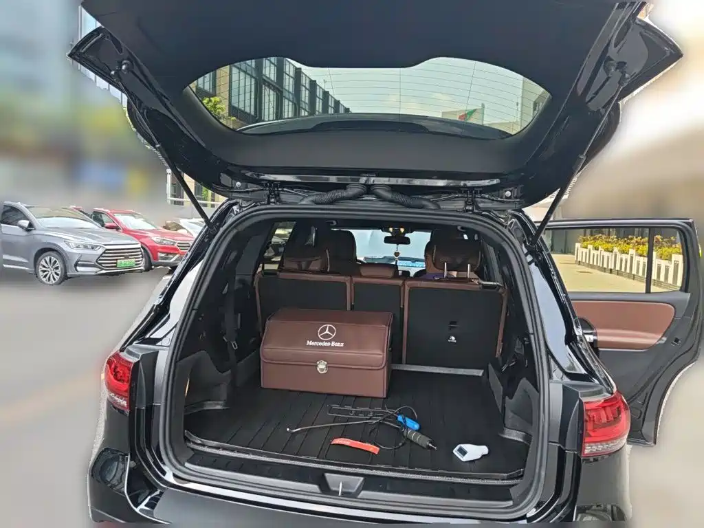 Mercedes-Benz GLB — миниатюра 15