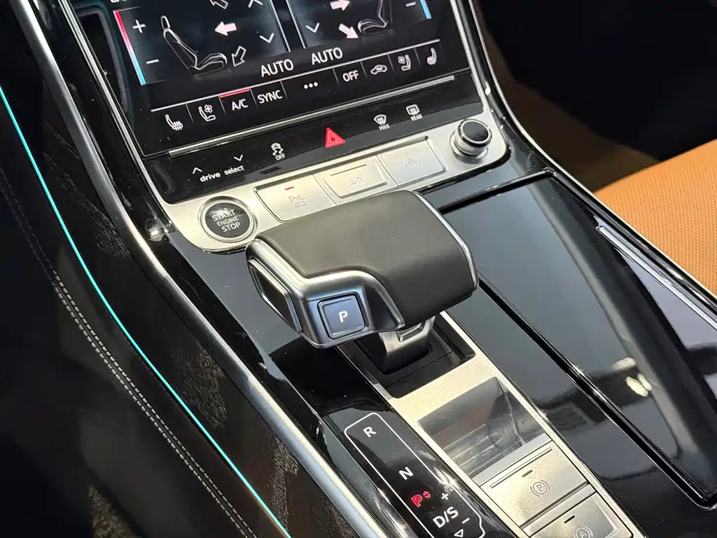 Audi A8 — миниатюра 9