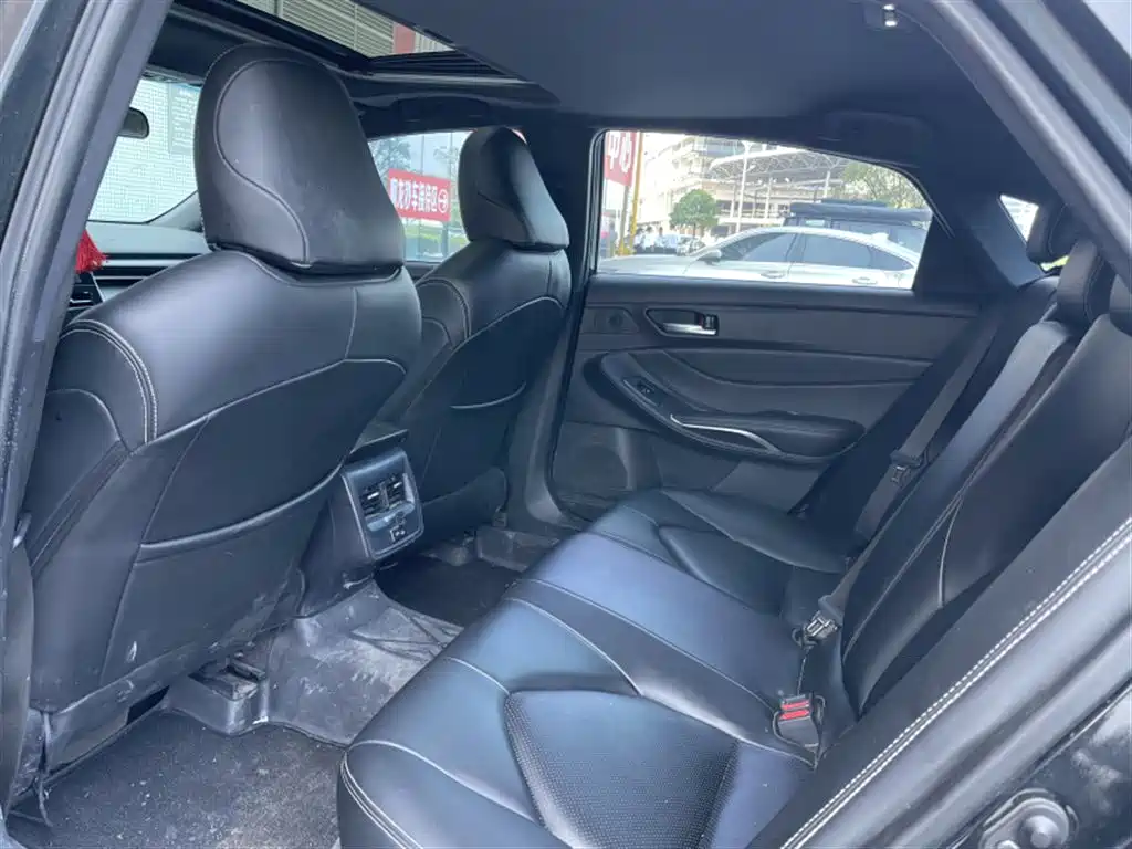 Toyota Avalon — миниатюра 6