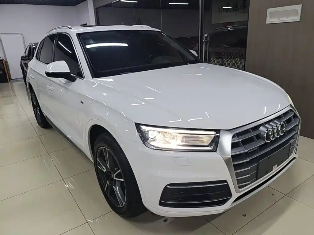 Audi Q5L — миниатюра 4