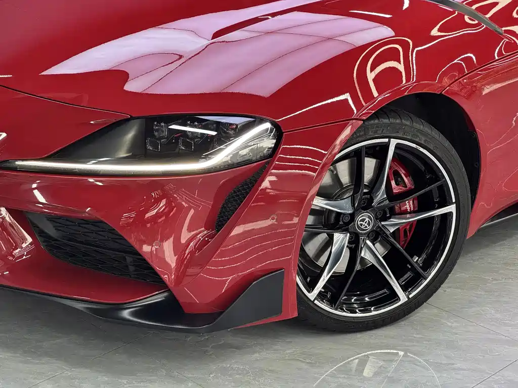 Toyota Supra — миниатюра 4
