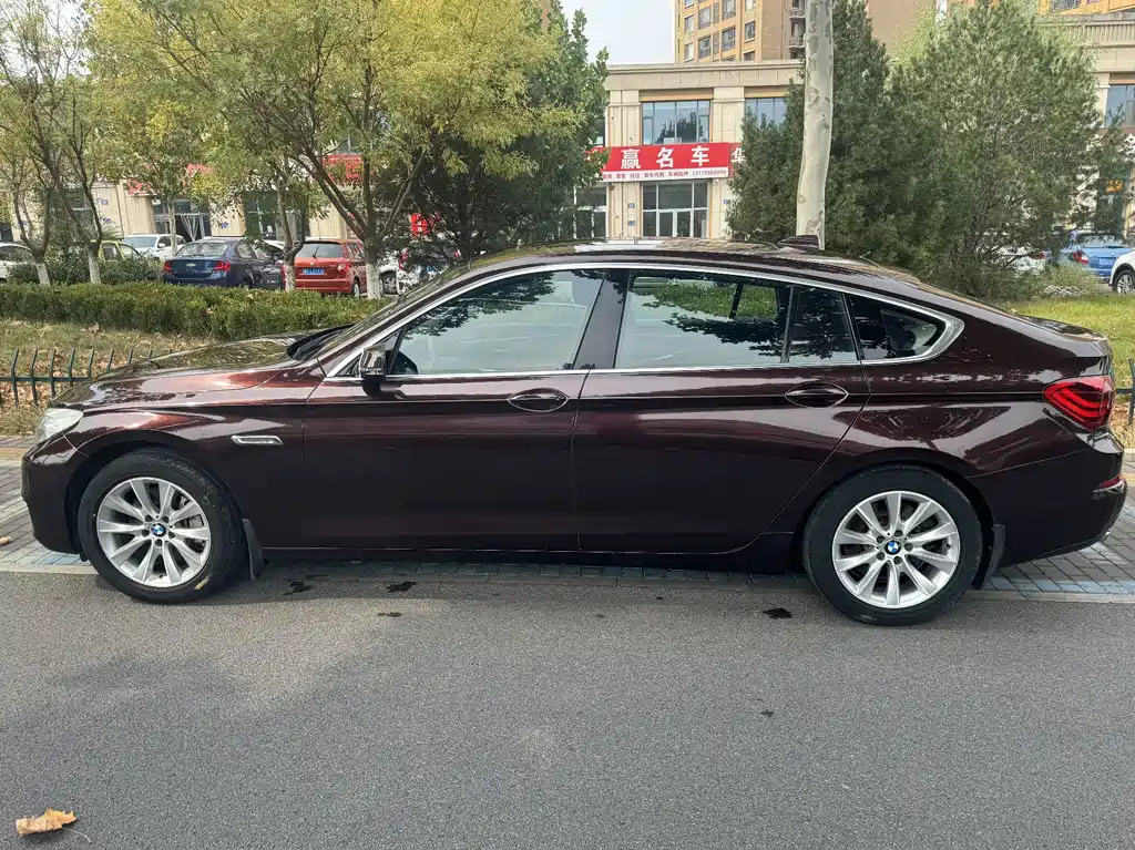 BMW 5 Series GT — миниатюра 8
