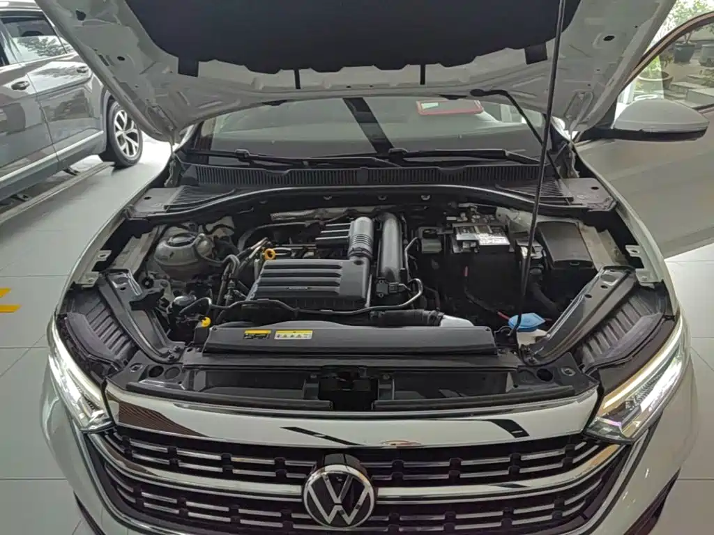 Volkswagen Sagitar — миниатюра 20