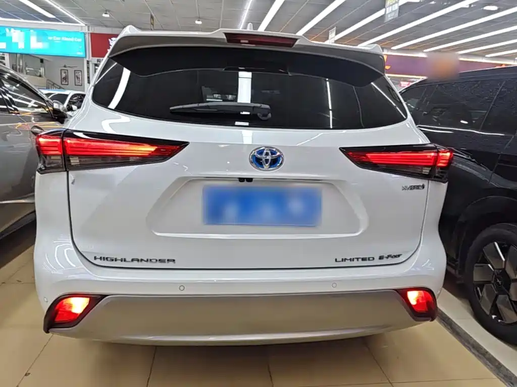 Toyota Highlander — миниатюра 6