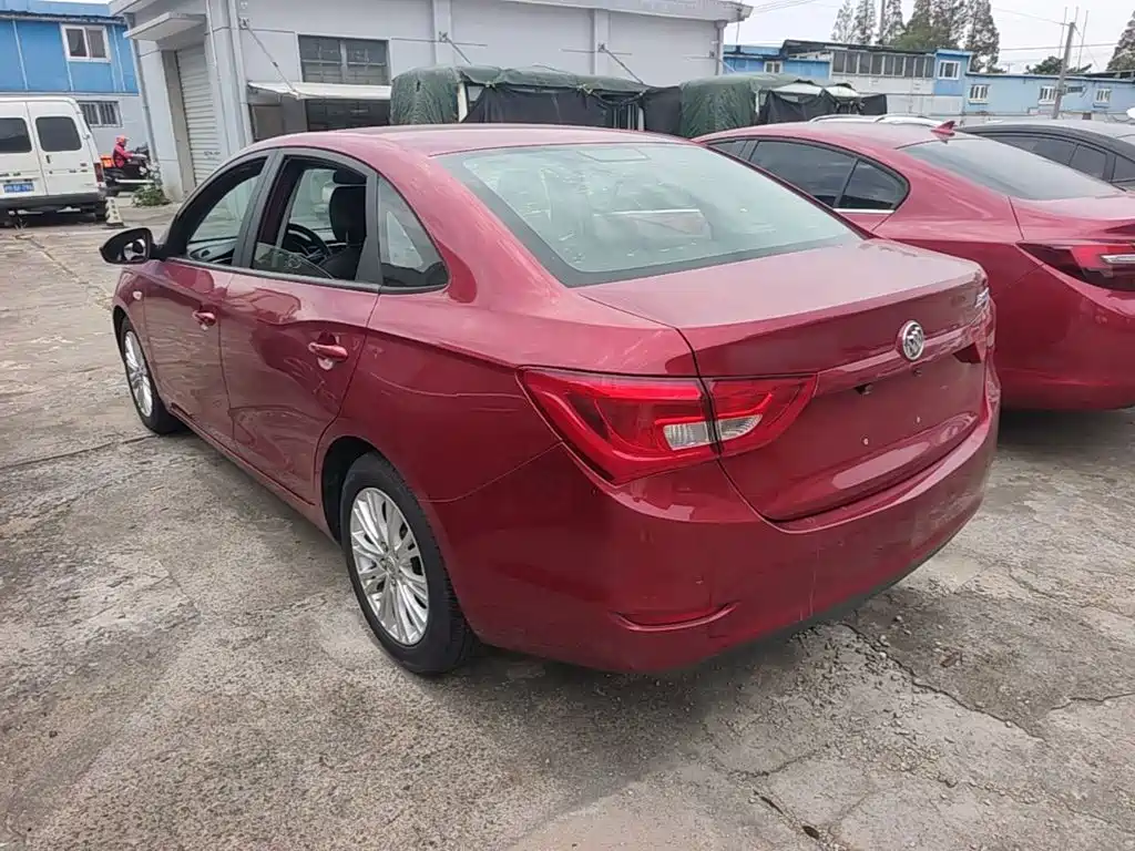 Buick Excelle — миниатюра 5