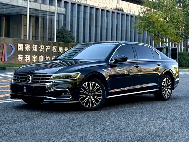 Volkswagen Phideon