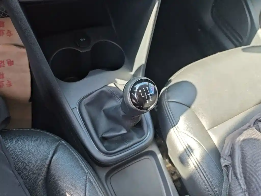 Volkswagen Polo — миниатюра 14