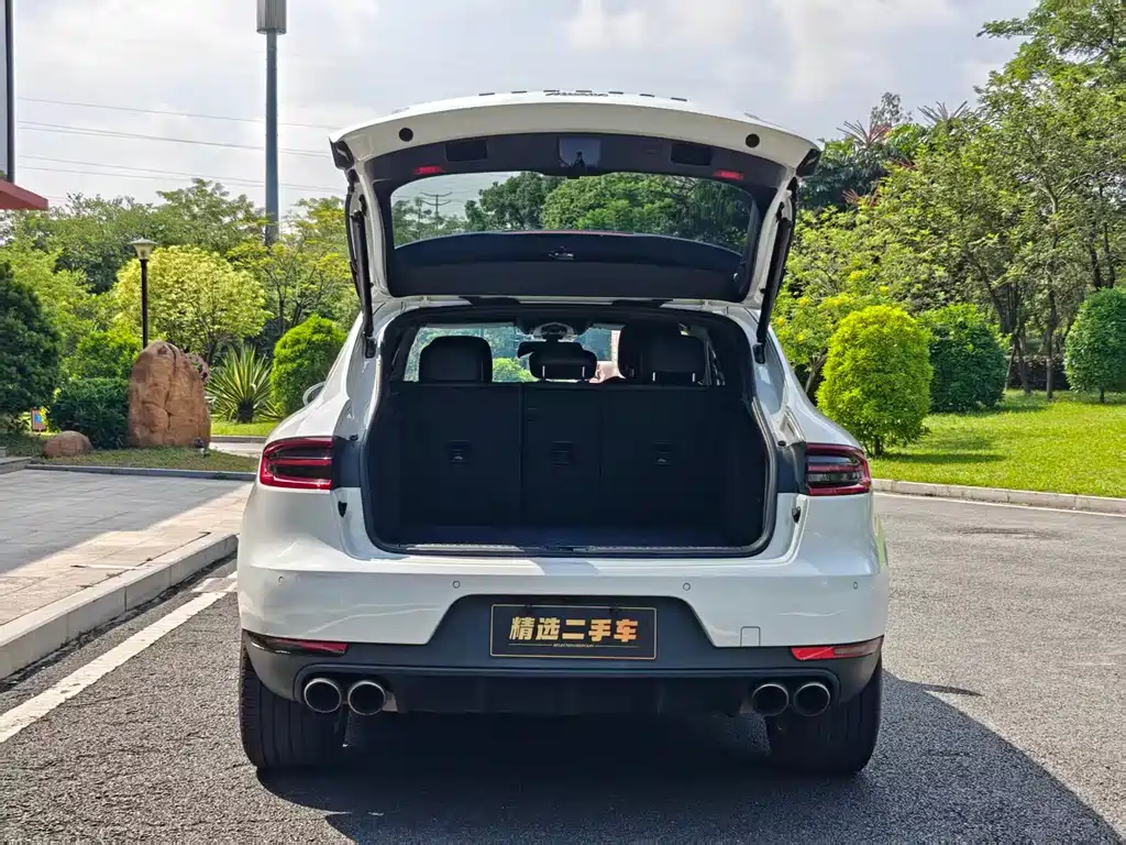 Porsche Macan — миниатюра 8