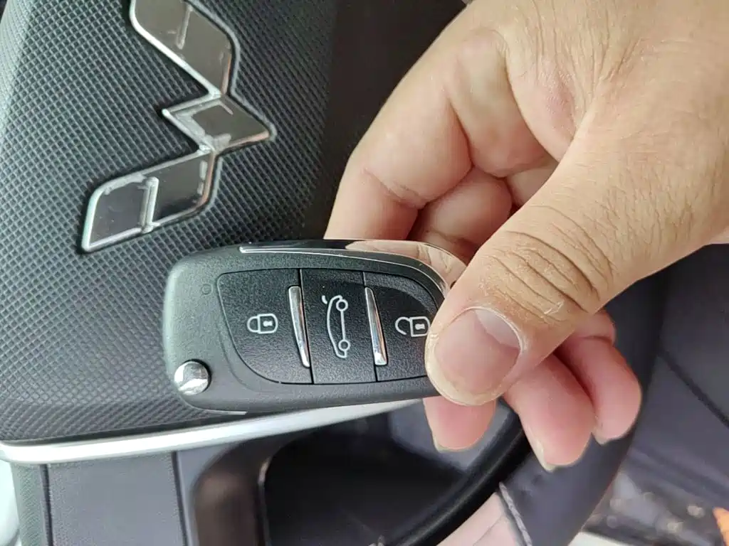 Wuling MINIEV — миниатюра 9