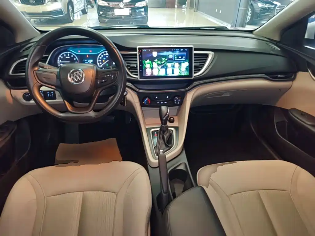 Buick Excelle — миниатюра 10