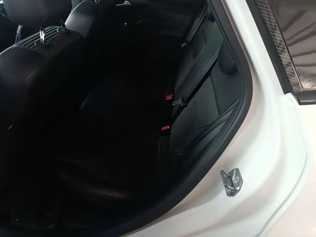Ford Focus — миниатюра 17