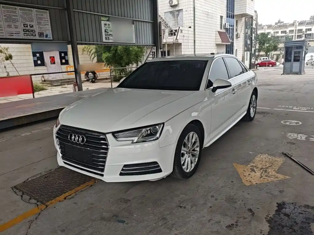 Audi A4L — миниатюра 2