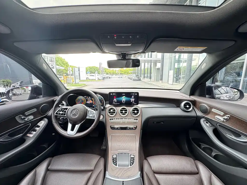 Mercedes-Benz GLC — миниатюра 15