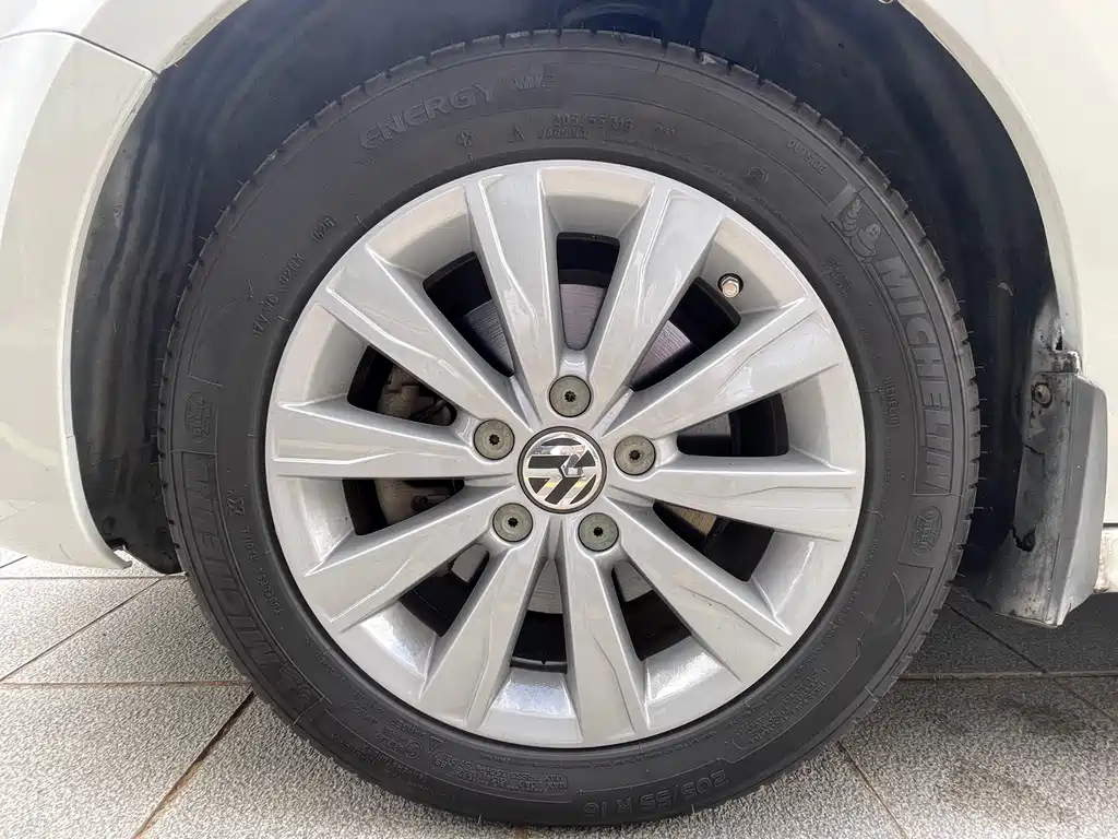 Volkswagen Sagitar — миниатюра 20