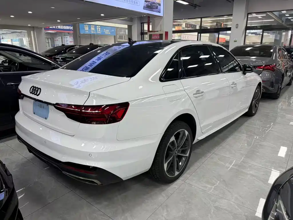 Audi A4L — миниатюра 8