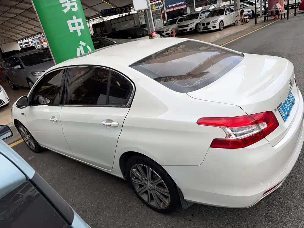 Peugeot 408 — миниатюра 8