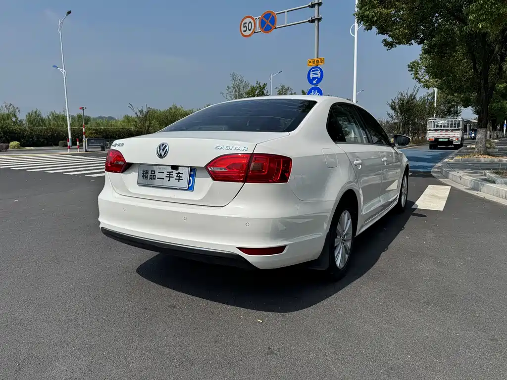 Volkswagen Sagitar — миниатюра 4