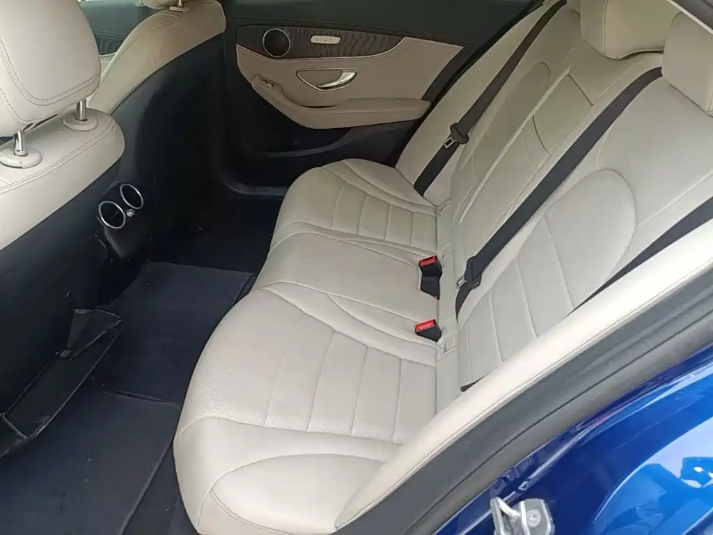 Mercedes-Benz C-Class — миниатюра 17