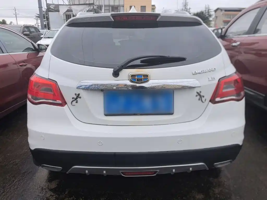 Geely Emgrand — миниатюра 6