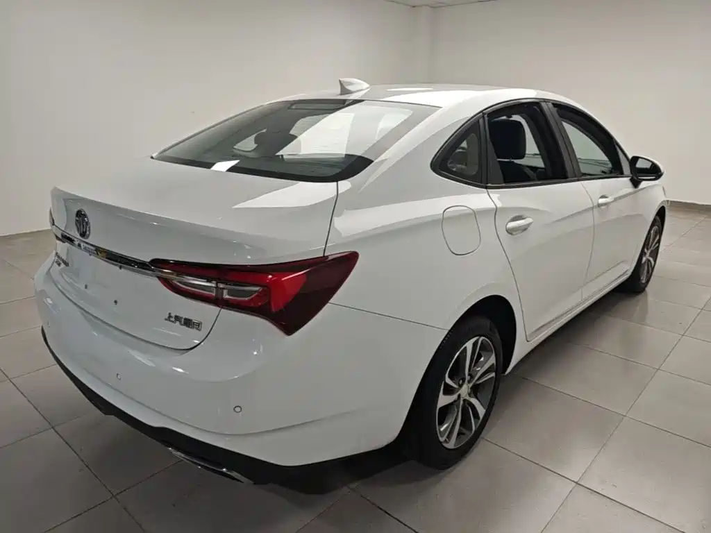 Buick Verano — миниатюра 7
