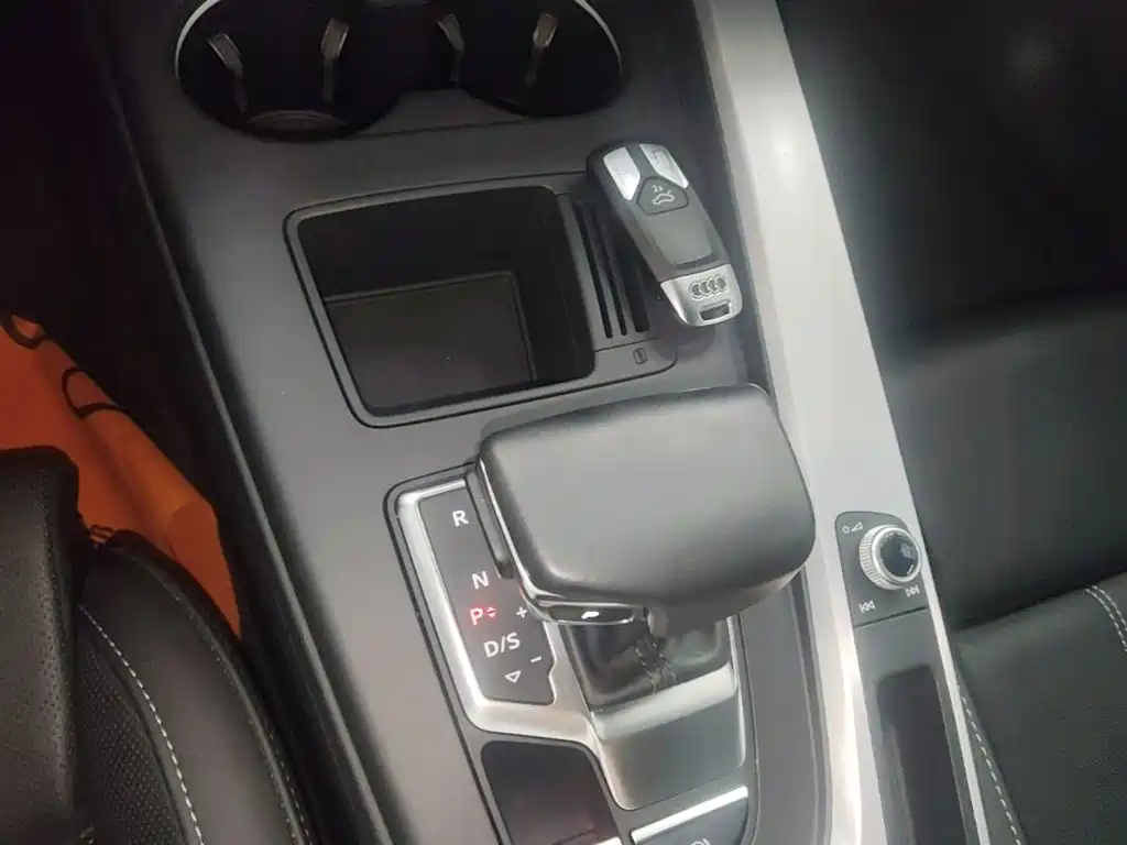 Audi A4L — миниатюра 14