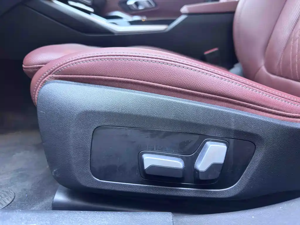BMW 3 Series — миниатюра 21