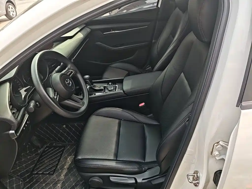 Mazda 3 Axela — миниатюра 15