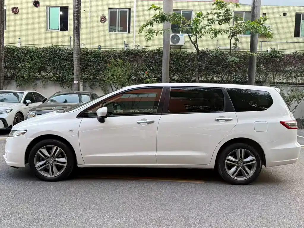 Honda Odyssey — миниатюра 4