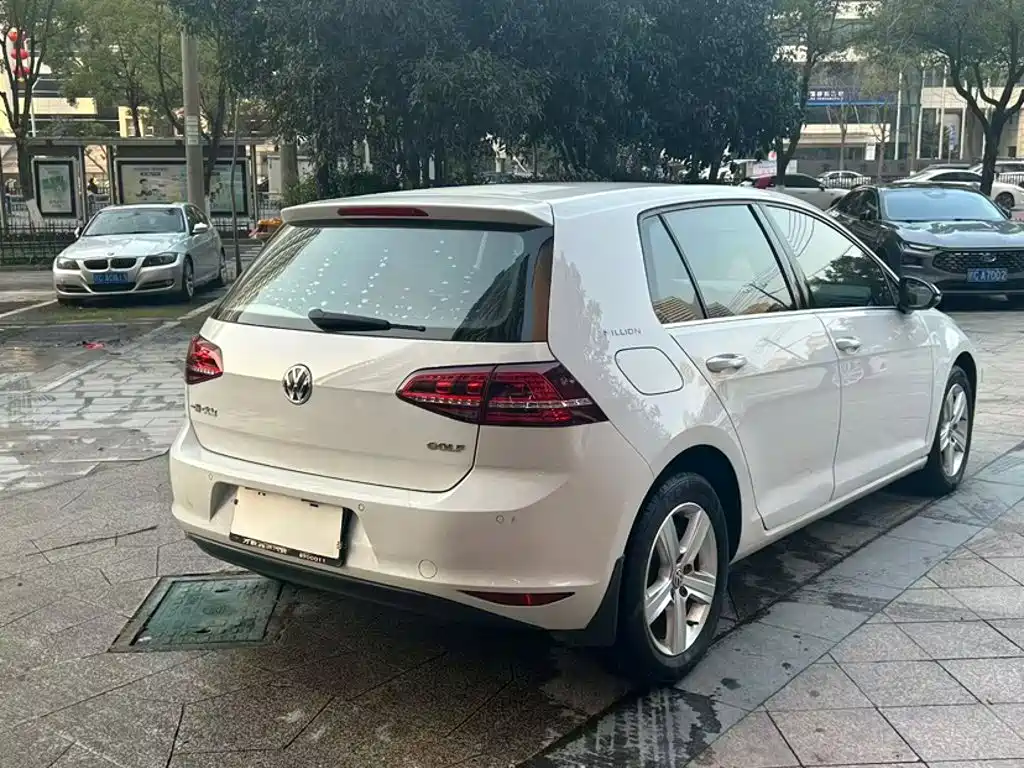 Volkswagen Golf — миниатюра 5