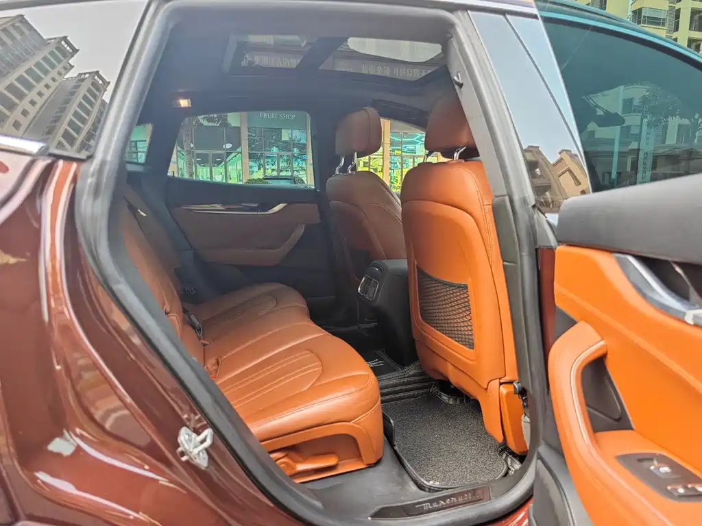 Maserati Levante — миниатюра 12