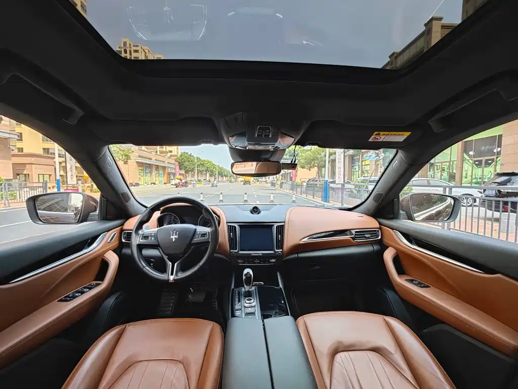 Maserati Levante — миниатюра 13