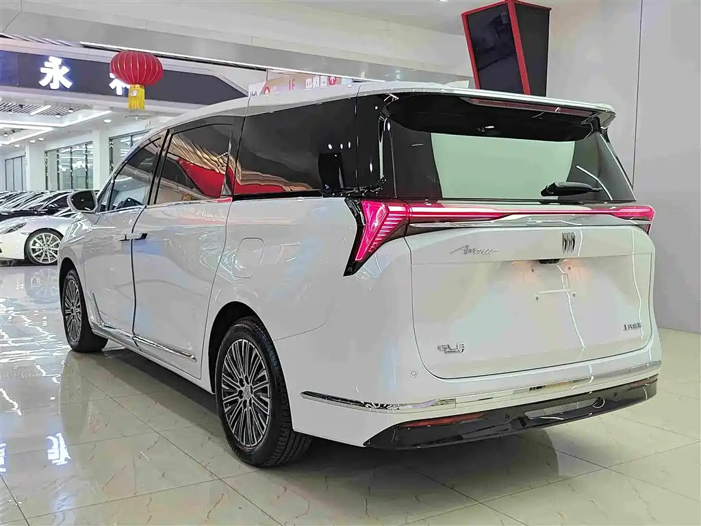 Buick GL8 Hybrid — миниатюра 16