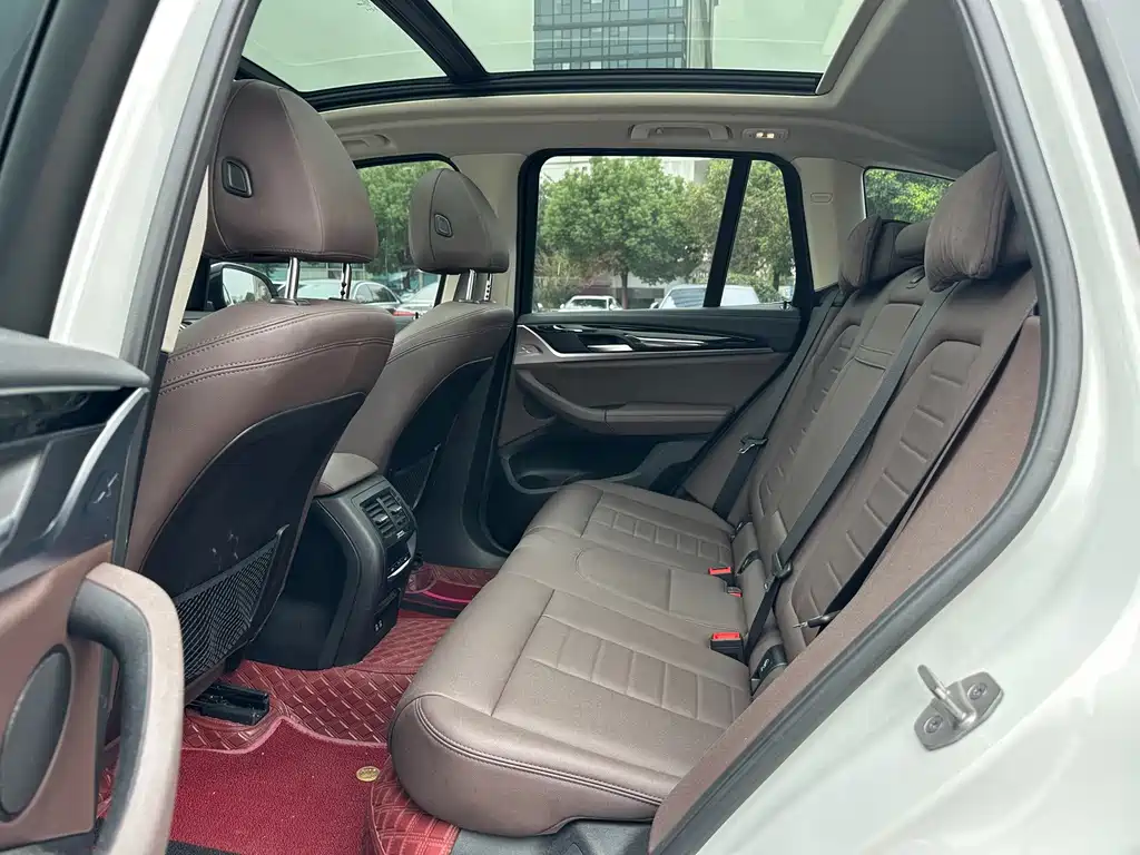 BMW X3 — миниатюра 13