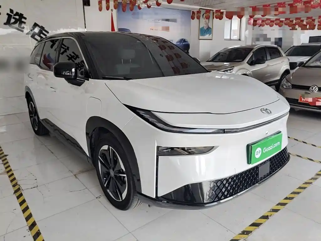 Toyota bZ3X — миниатюра 4