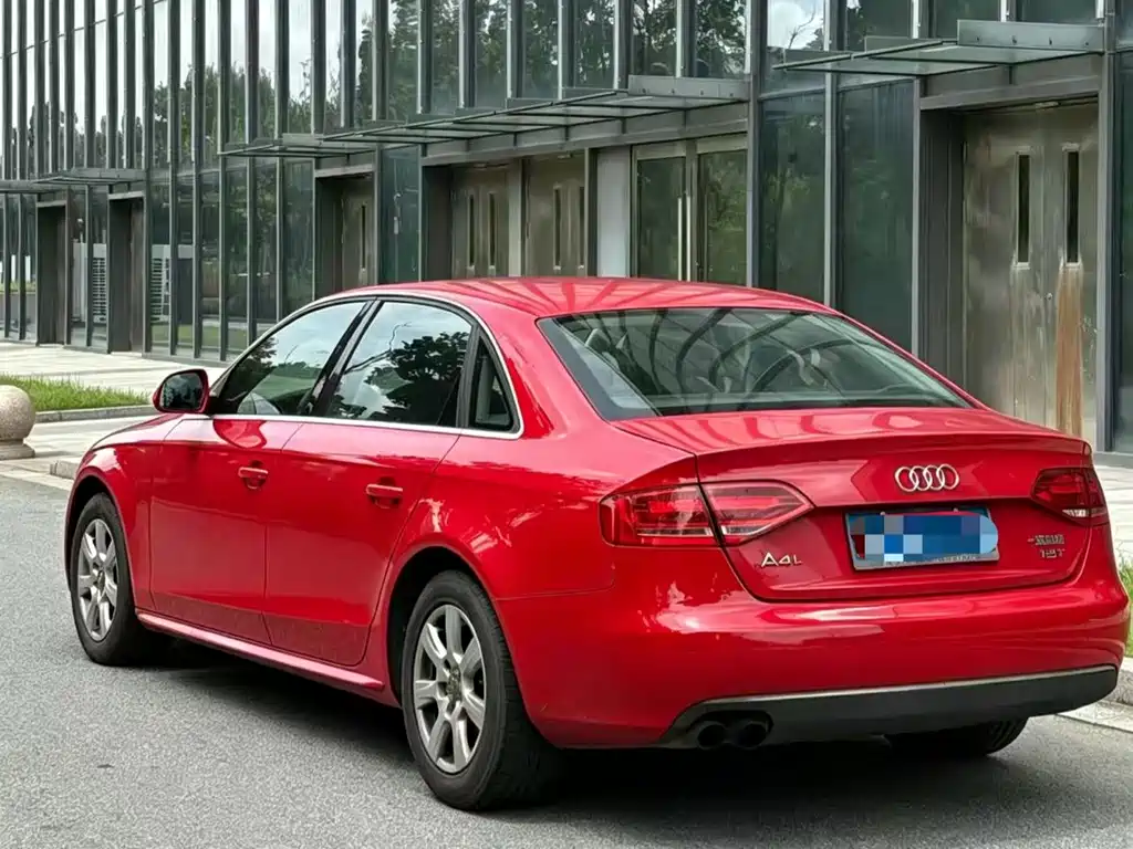 Audi A4L — миниатюра 4