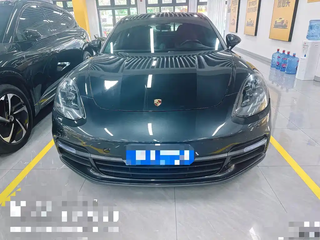 Porsche Panamera — миниатюра 2