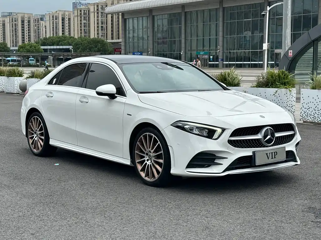 Mercedes-Benz A-Class — миниатюра 3