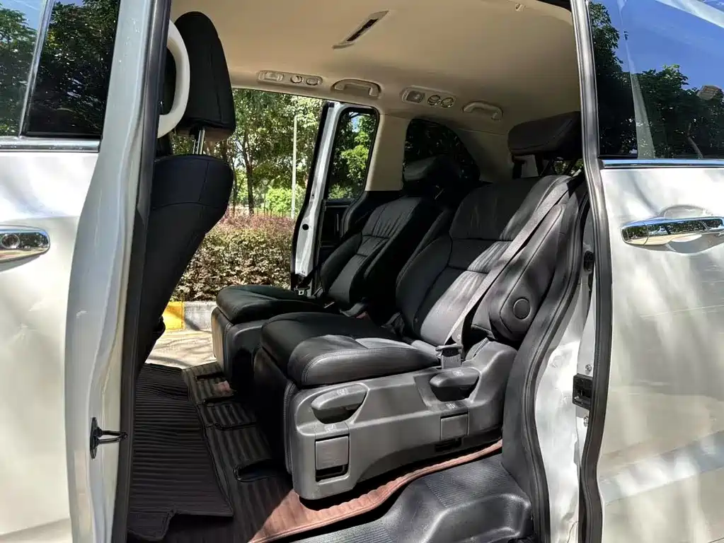 Honda Odyssey — миниатюра 5