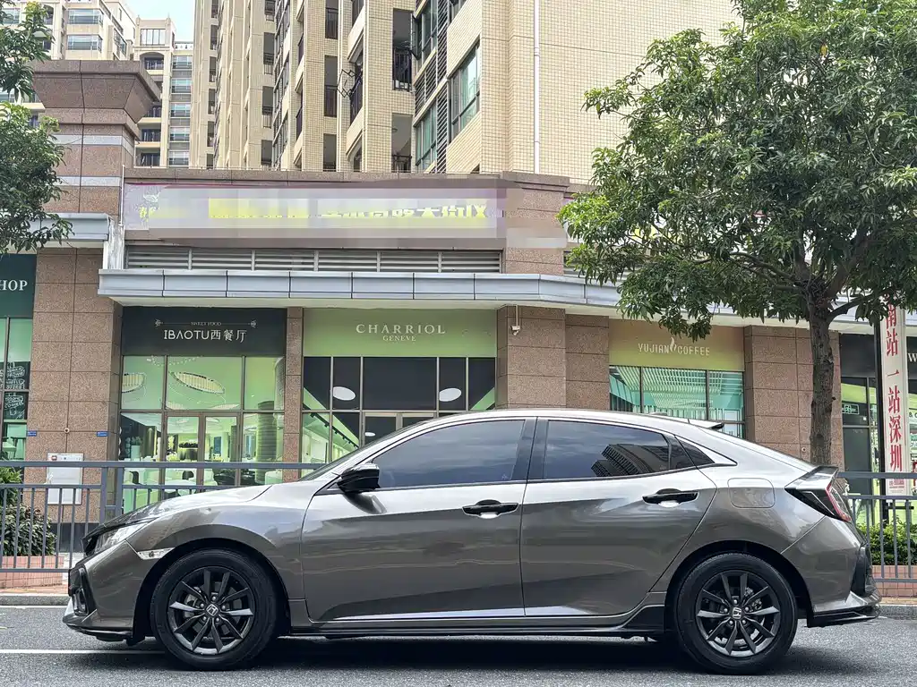 Honda Civic — миниатюра 7