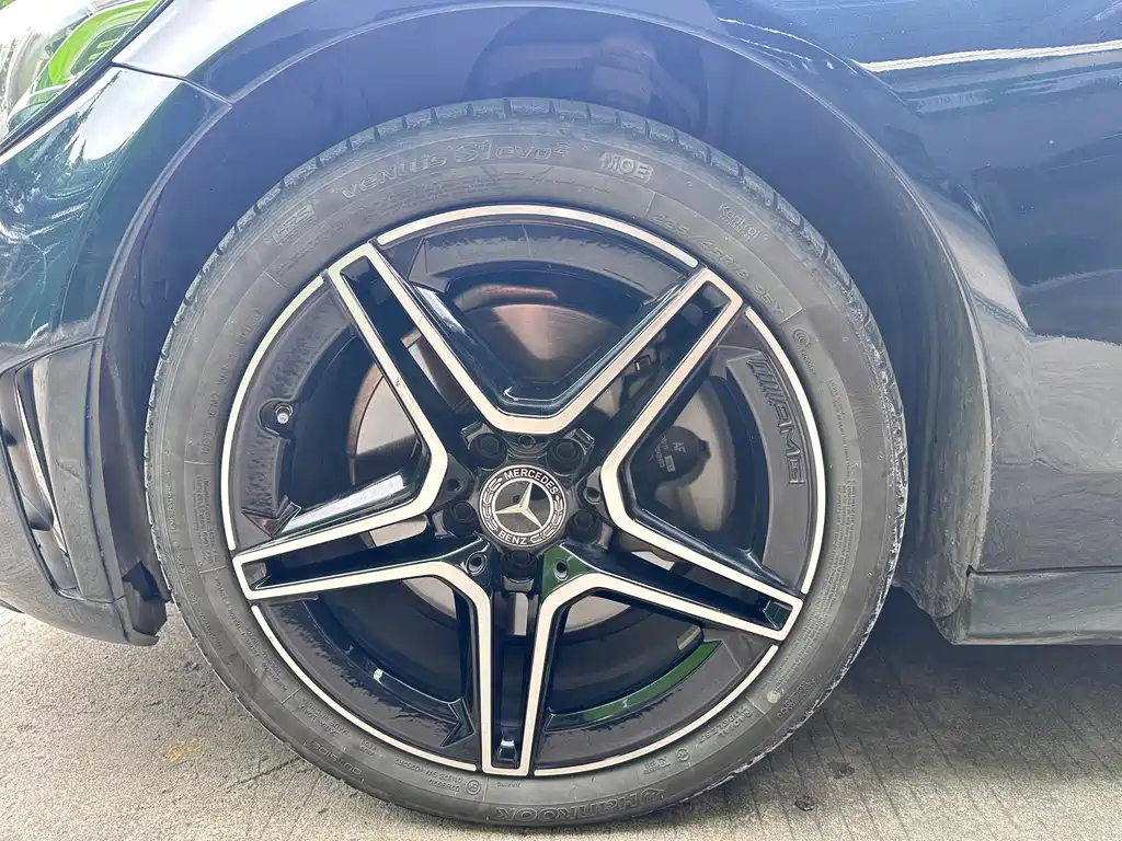 Mercedes-Benz C-Class — миниатюра 9