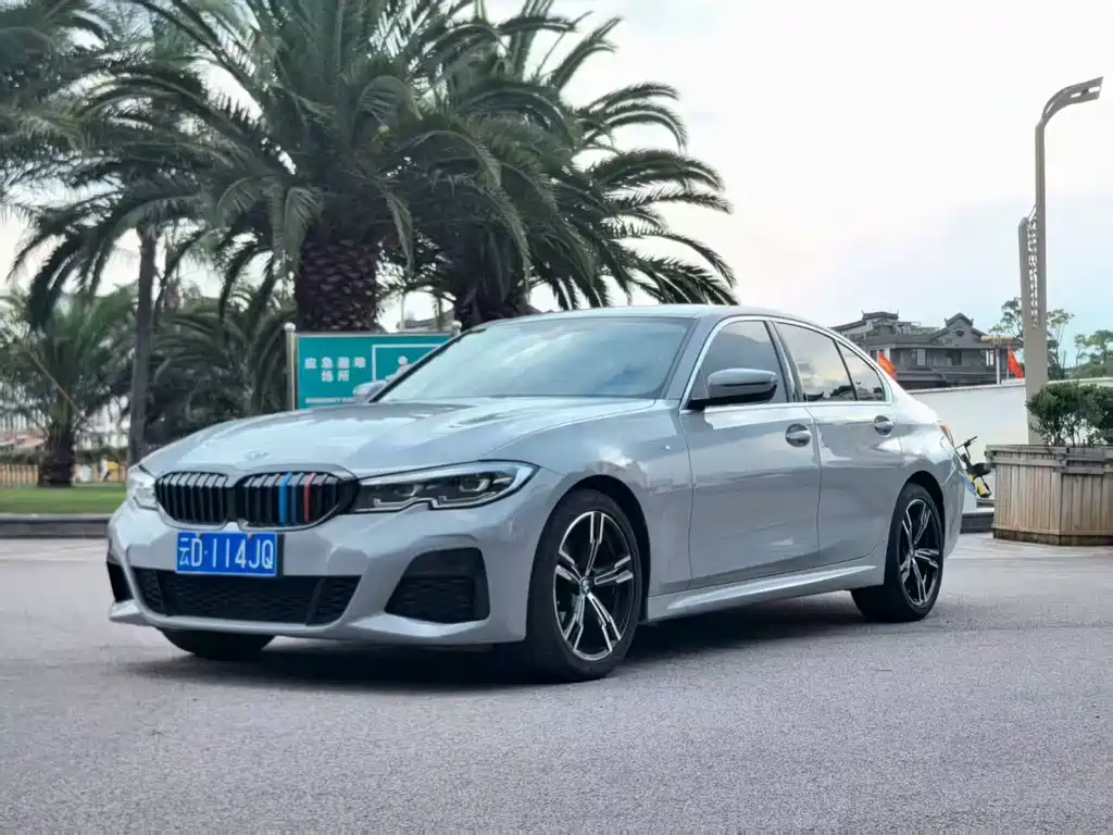 BMW 3 Series 2021