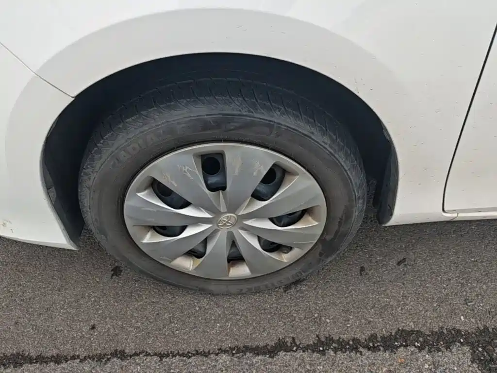 Toyota Yaris L — миниатюра 23