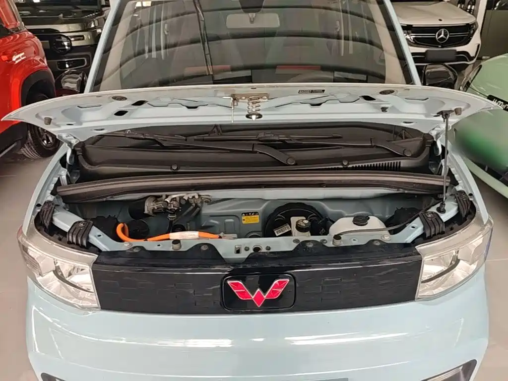 Wuling MINIEV — миниатюра 20
