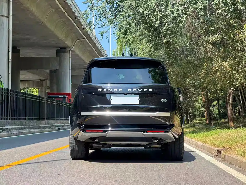 Land Rover Range Rover — миниатюра 9
