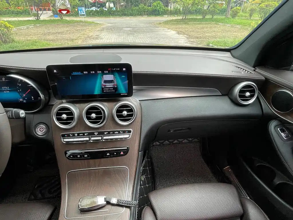 Mercedes-Benz GLC — миниатюра 20