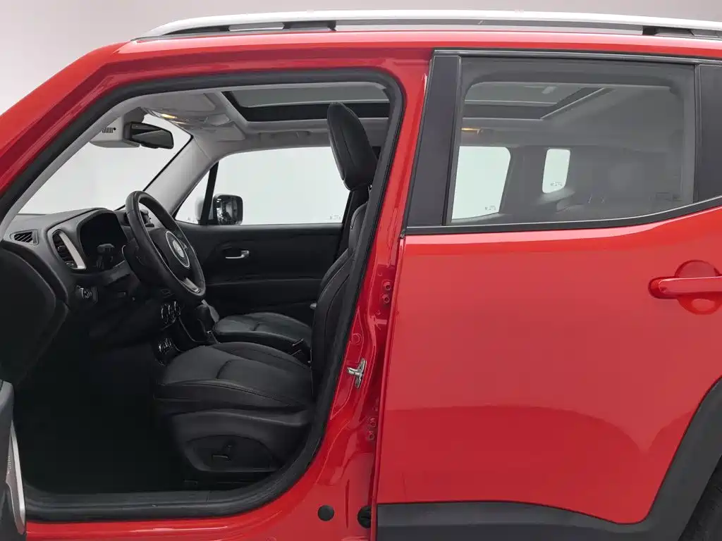 Jeep Renegade — миниатюра 10