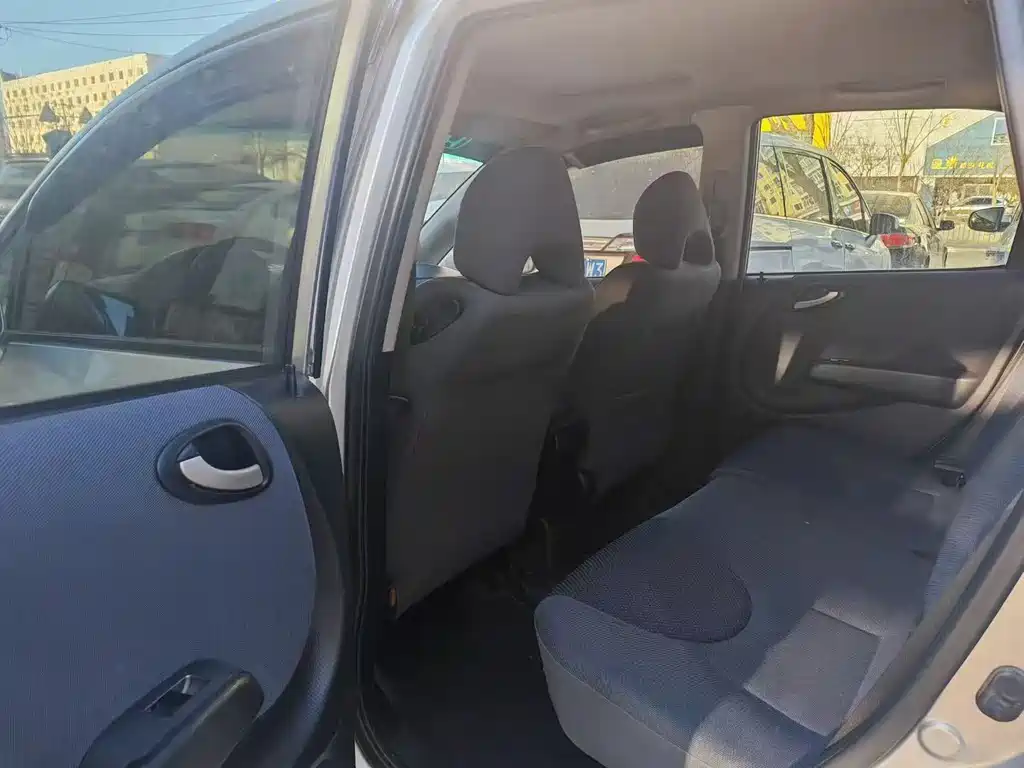 Honda Fit 2007 1.5L CVT Comfort