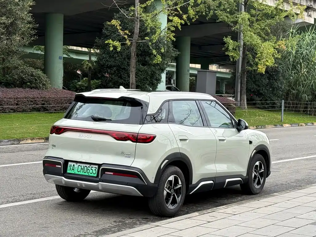 BYD Yuan UP — миниатюра 15
