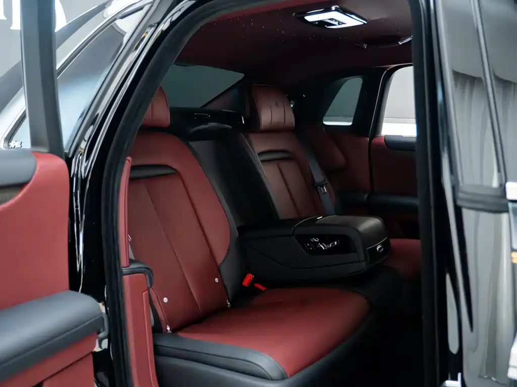 Rolls-Royce Ghost — миниатюра 13